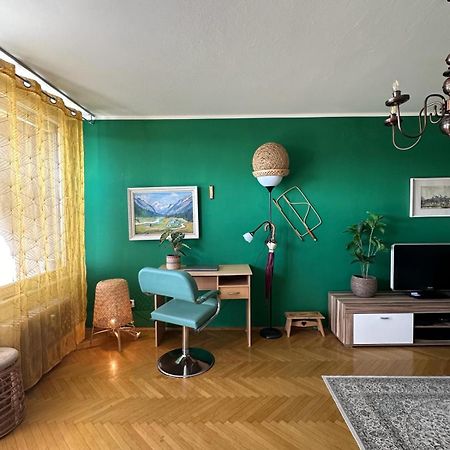 Ljubljana Center With A Castle View, Parkingアパートメント エクステリア 写真
