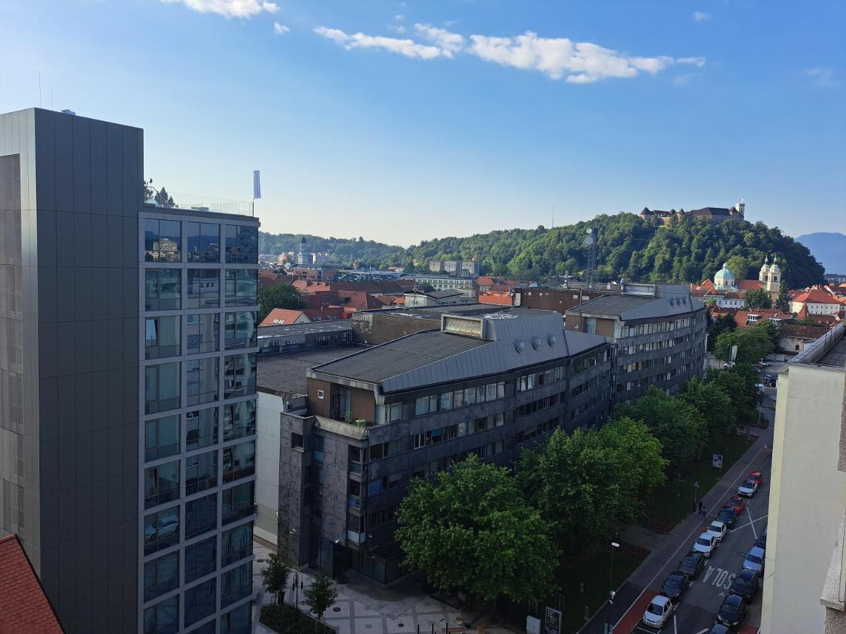 Ljubljana Center With A Castle View, Parkingアパートメント エクステリア 写真